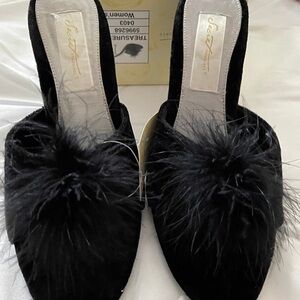 Black Feathered Slippers